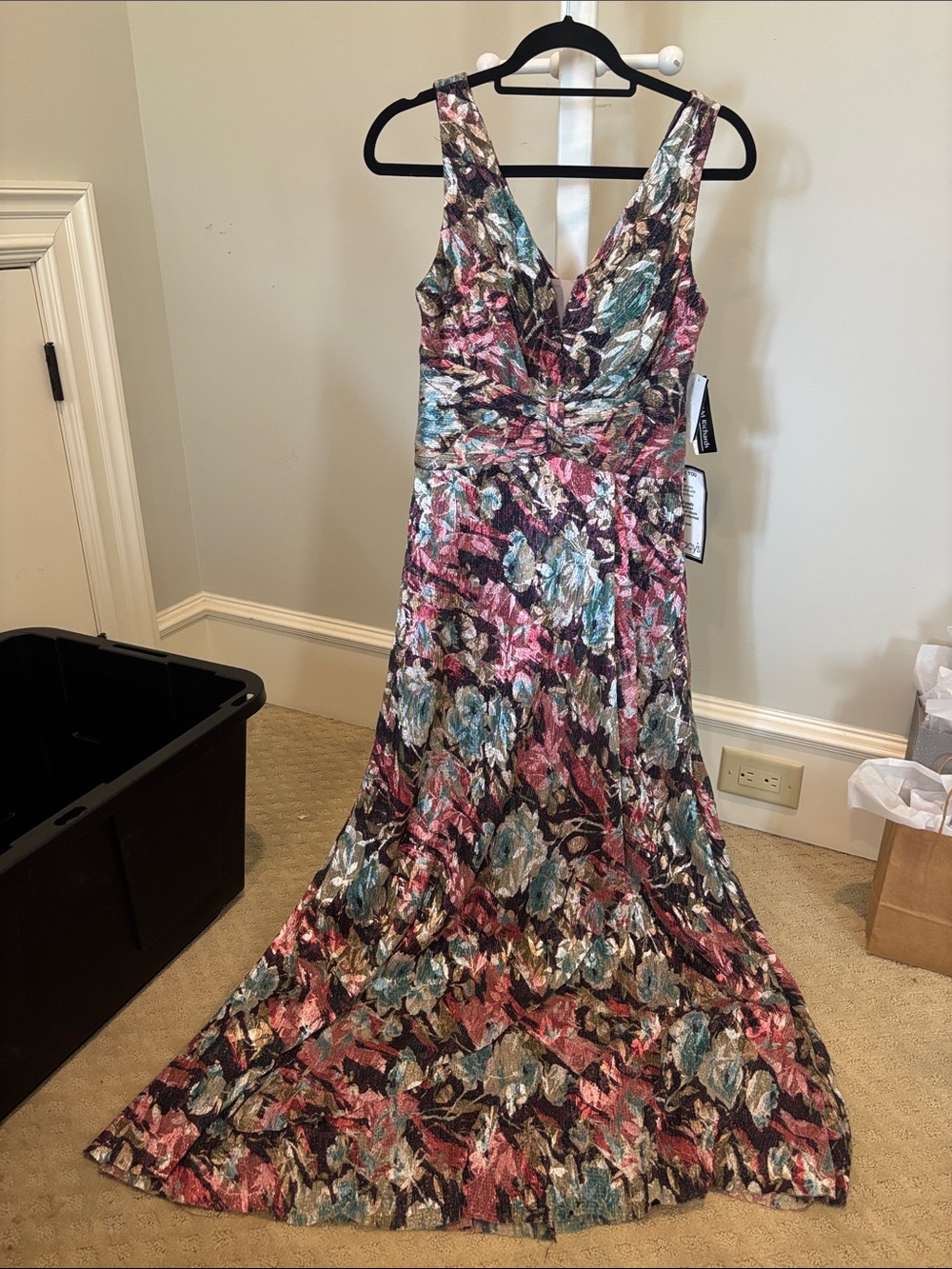 NWT Floral V-Neck Dress